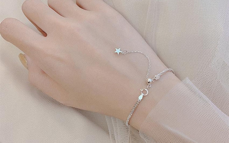 đeo vòng bạc có tác dụng gì